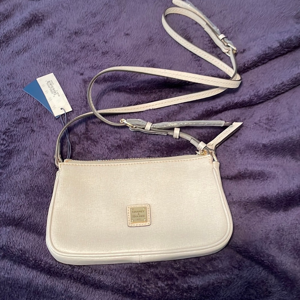 NWT Dooney & Bourke off white small crossbody